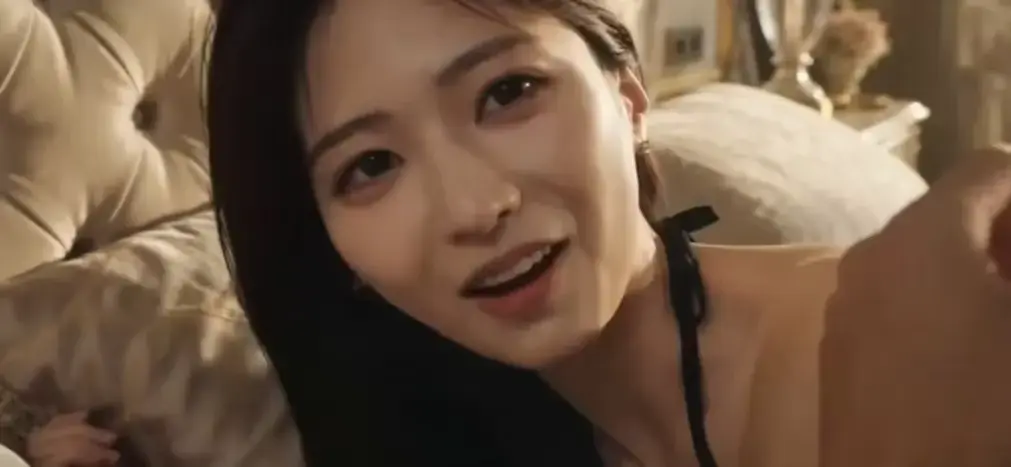 《B中爱情故事》全集完整版免费观看-黄豆AI短剧高清无删减-4K资源一键转存百度网盘-在线畅享B中爱情故事无广告