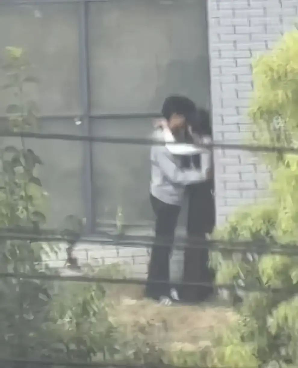 《蚌埠职教园情侣野外视频》事件后续-资源下载高清完整版-蚌埠职教园情侣野外视频限时抢先看