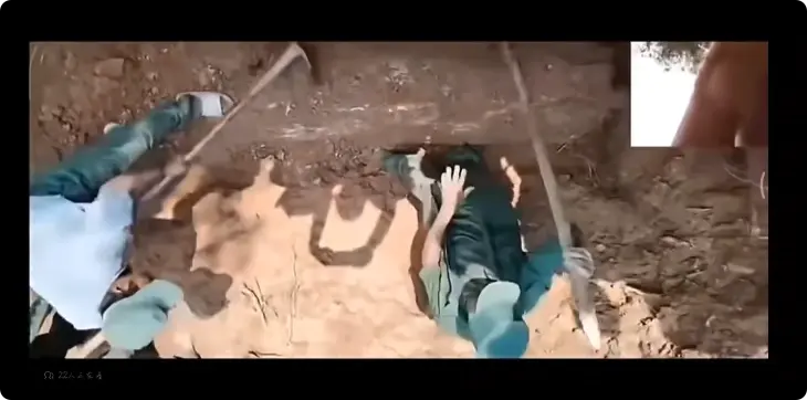 《缅北僵尸出土事件视频》未公映母带外泄-全程纪实原版高清完整版-原始录像一小时完整-夸克网盘直达
