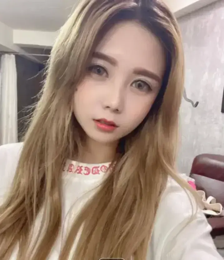 《爱豆MV-孟若羽》孟若羽最新MV精选 - 4K高清1080P无广告畅享 - 孟若羽音乐视频大赏完整版免费在线观看